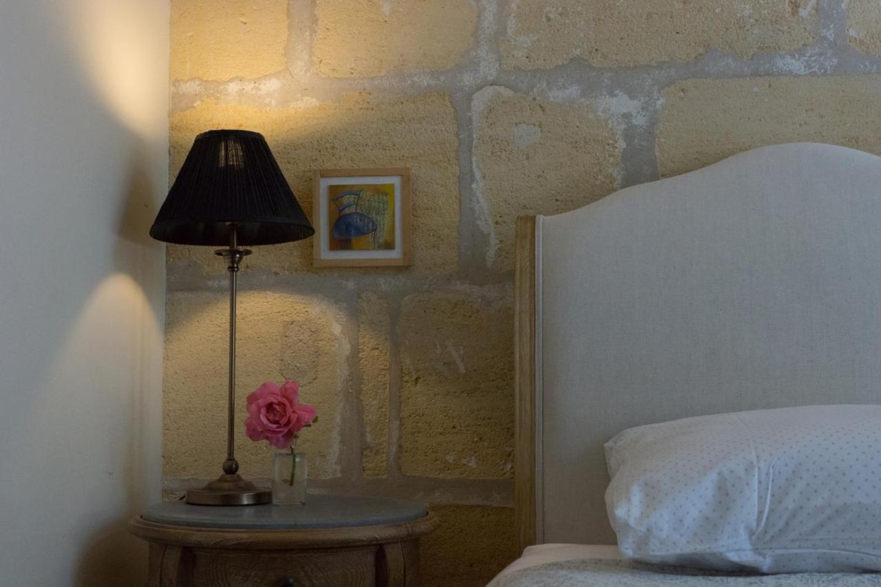 Romantic Gite Nr St Emilion With Private Pool And Views To Die For Pujols  Zewnętrze zdjęcie